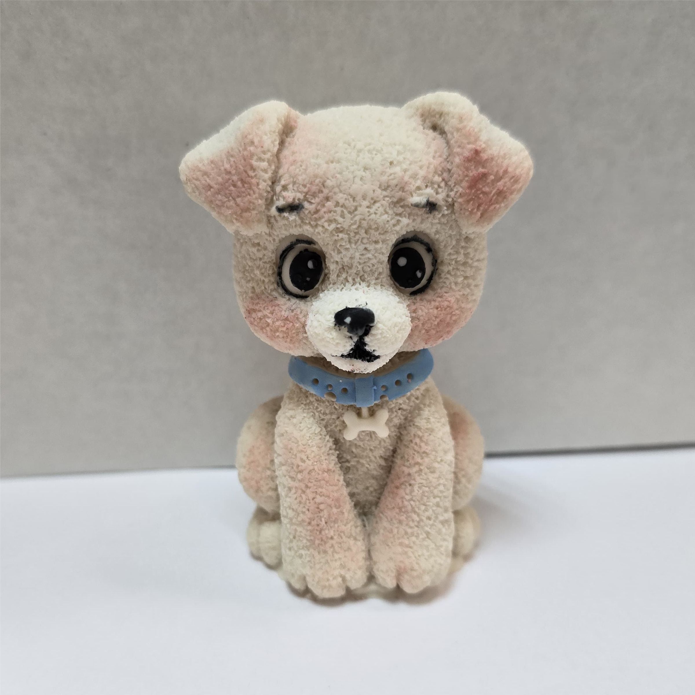 Фигурка из шоколадной глазури Пушистик