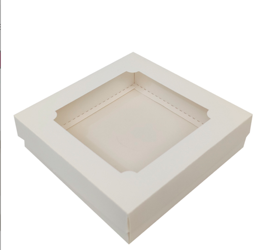 Коробка для клубники в шоколаде белая 25х25х4см