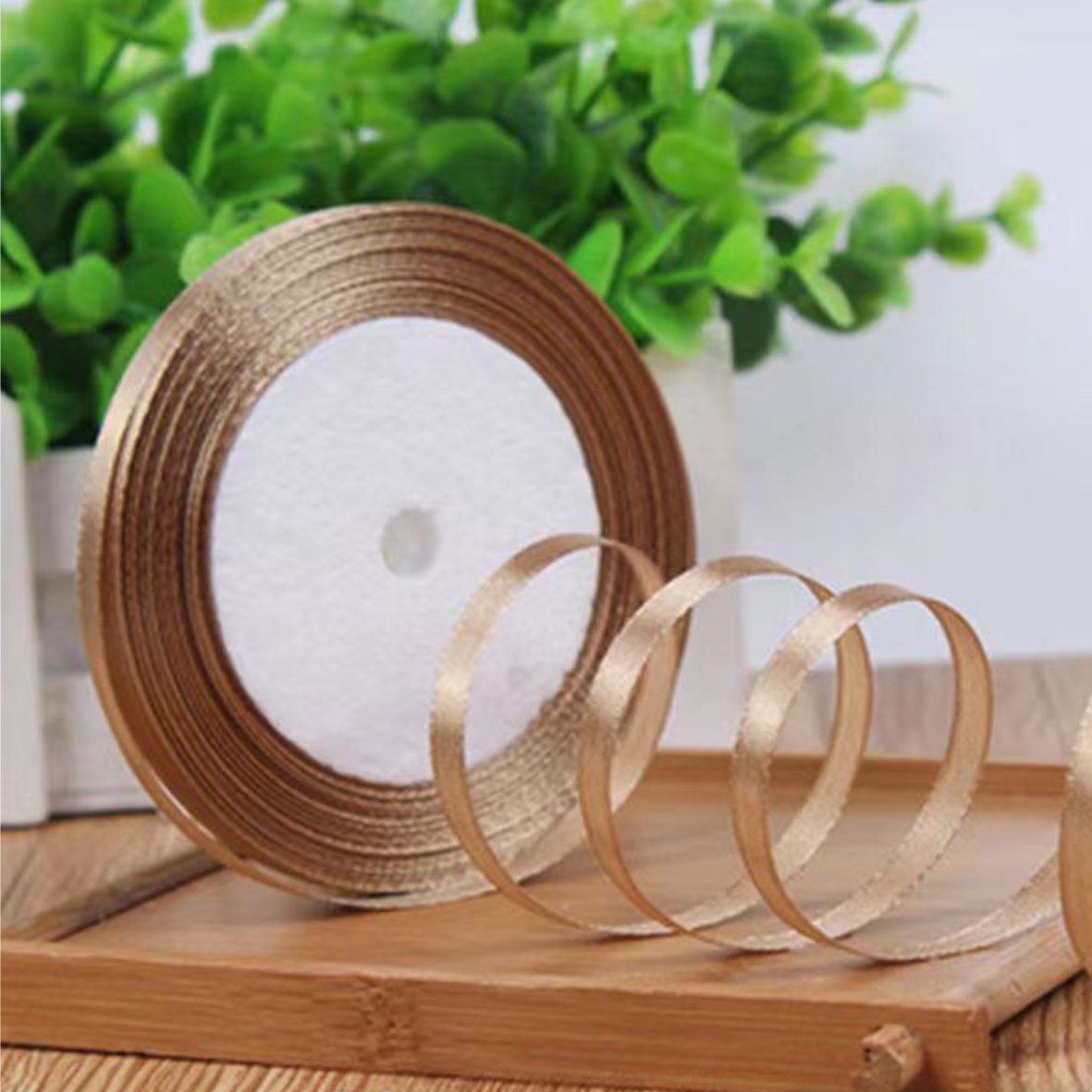 Лента атласная, 6 мм × 23 ± 1 м, цвет светло-коричневый 105#