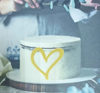 Топпер №7, СЕРДЦЕ, 5см. Цвет золото, акрил, 1шт.