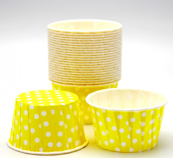 Форма бумажная МАФФИН 50*40мм Желтый в горох 20шт