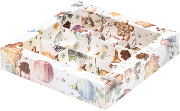 Коробка для конфет с пластиковой  крышкой 155*155*30 мм (9)  (елочные игрушки)