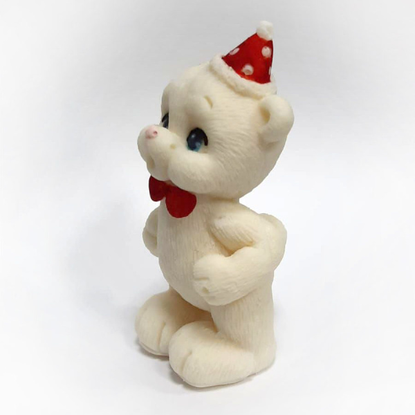 Фигурка из шоколадной глазури Мишка с колпочком