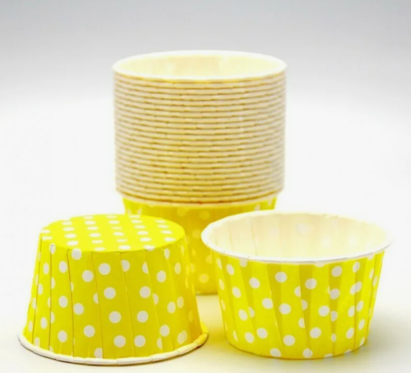 Форма бумажная МАФФИН 50*40мм Желтый в горох 100шт