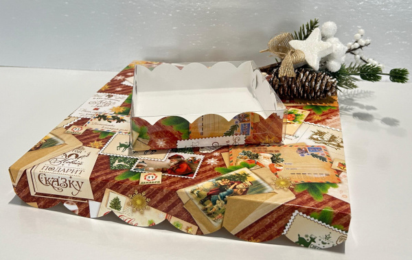 Коробка 155*155*35 мм для печенья и пряников  (новогодние открытки)