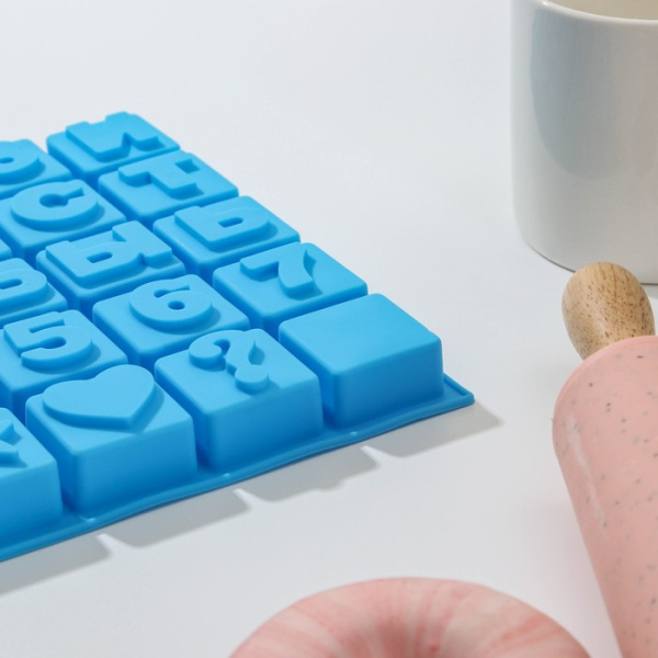 Форма для выпечки «Алфавит и цифры», 50 ячеек, 35×18,5×2 см