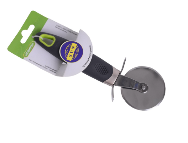 Нож для резки пицци и Теста средний